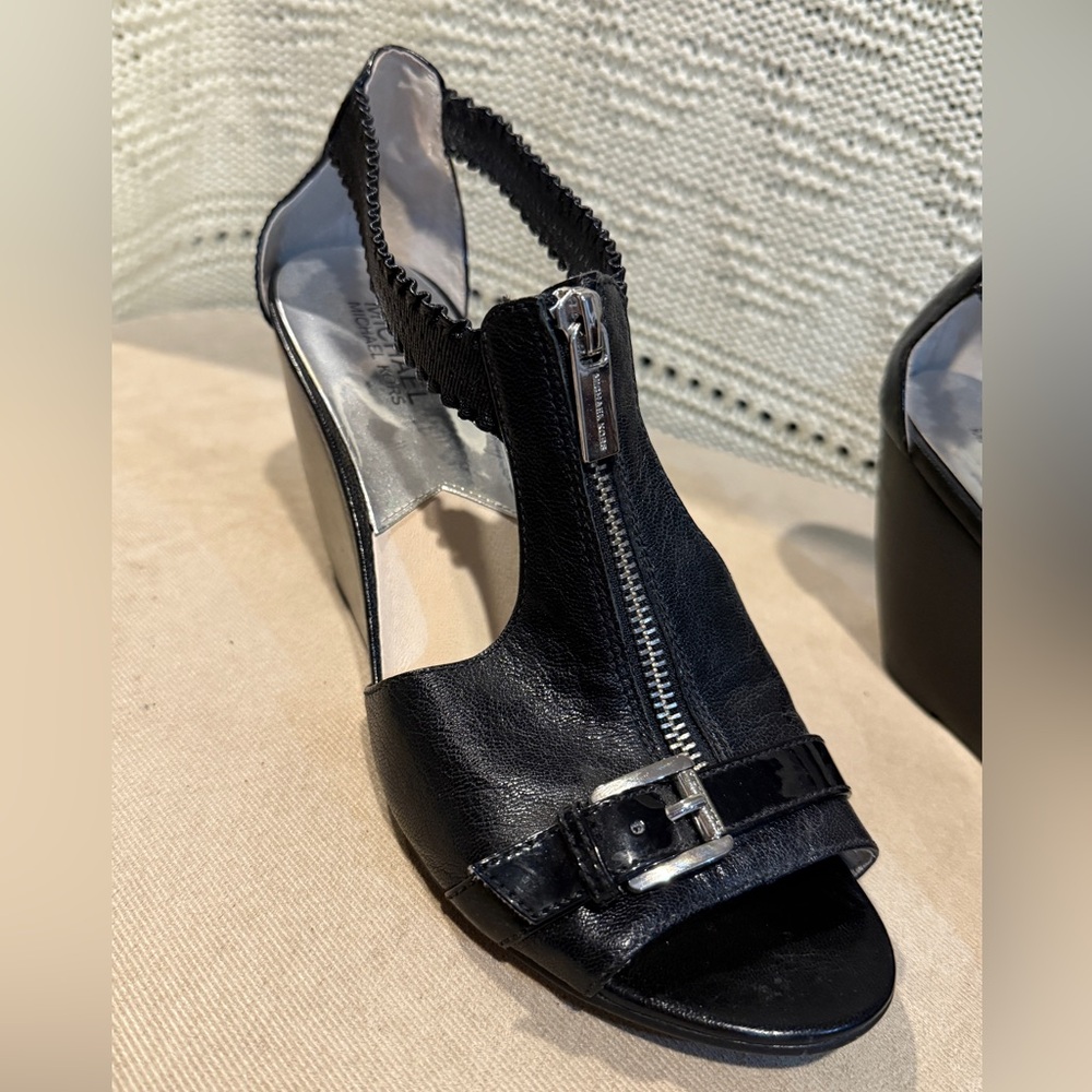 Michael Kors Black wedges with Silver Zipper - Picture 7 of 9